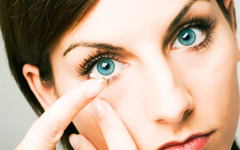 لنز طبی یا عمل لیزیک