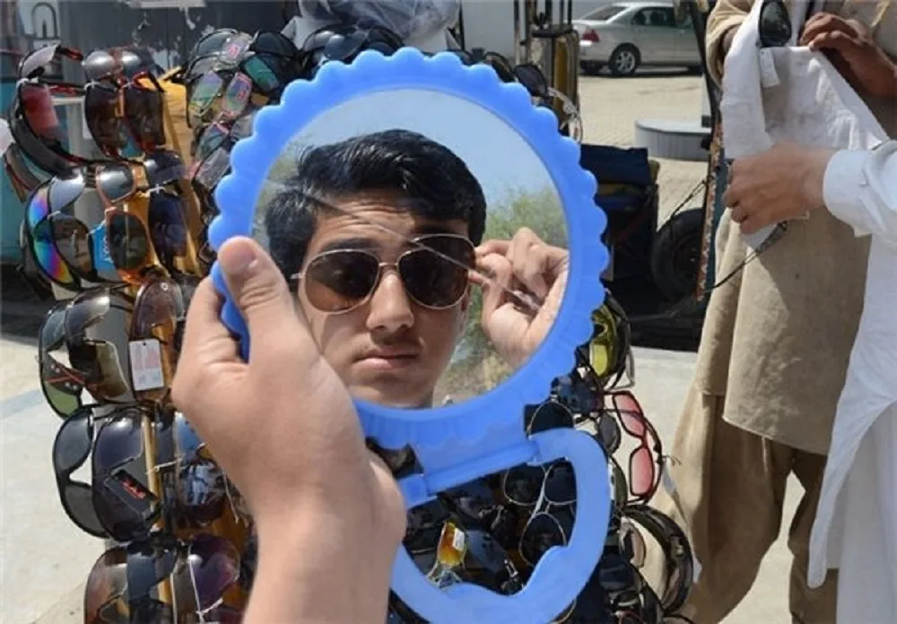 عینک آفتابی ارزان / خرید عینک از دست فروش