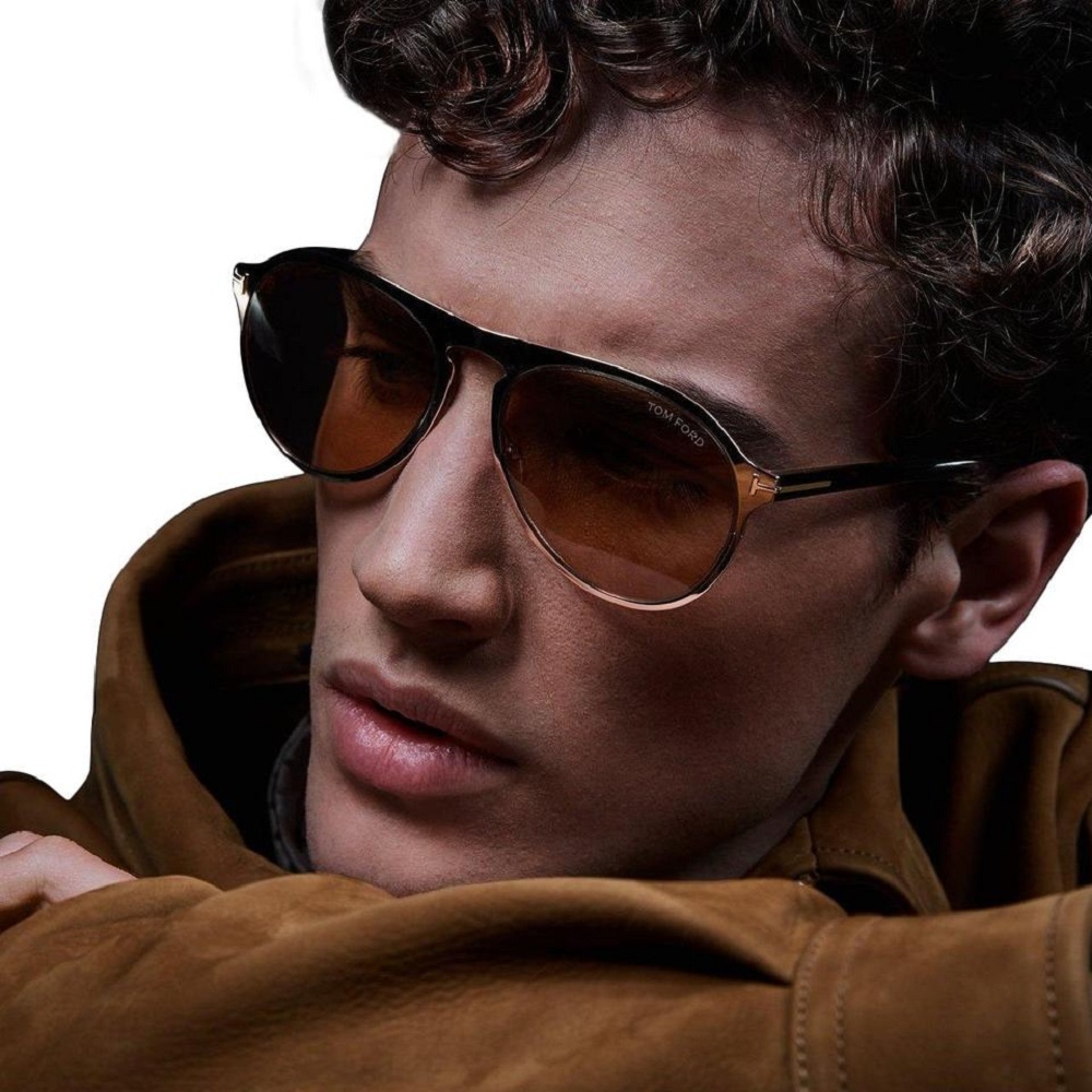 تفاوت عینک زنانه و مردانه