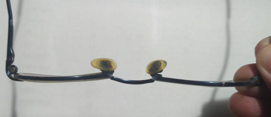 پد عینک طبی