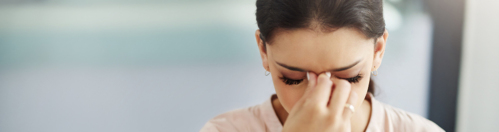 عوارض آرایش چشم