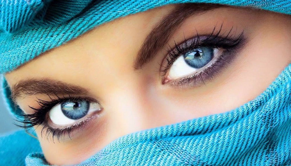 تغییر رنگ چشم