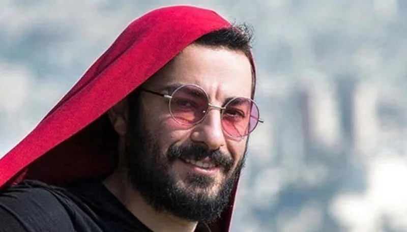 عینک نوید محمدزاده