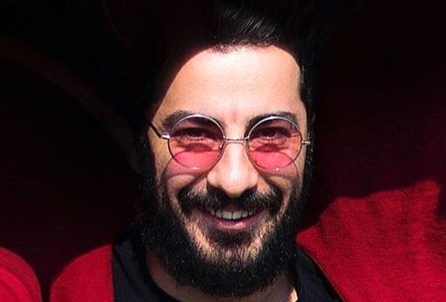 عینک نوید محمدزاده