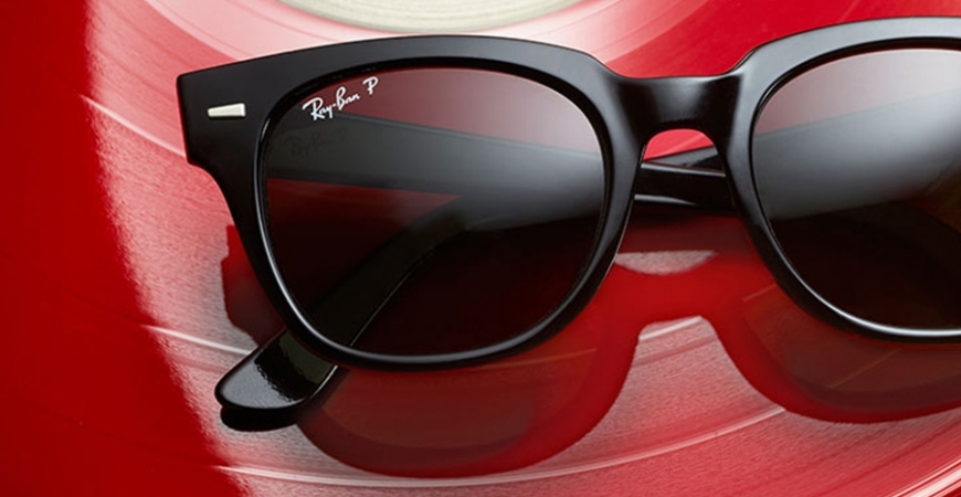 استفاده از گوشی بعد از عمل لازک